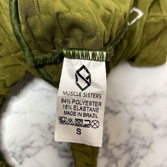 Muscle Sisters Set of 2 Sports Bras S - Picture 5 of 8